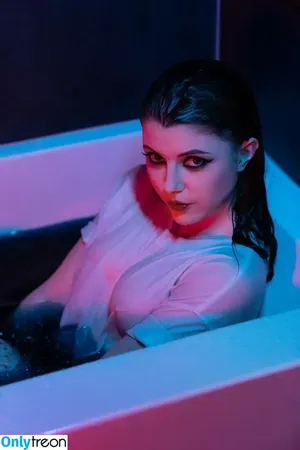 Olyashaa / deepfake / olyashaasaxon nude photo #1012
