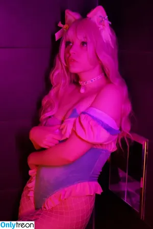 Olyashaa / deepfake / olyashaasaxon nude photo #1092