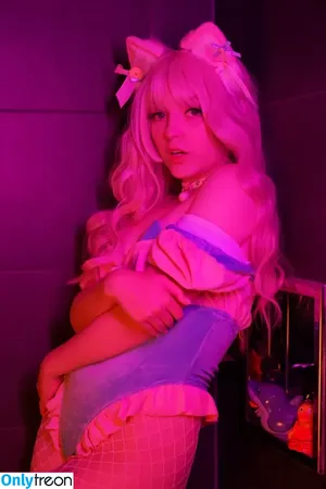 Olyashaa / deepfake / olyashaasaxon nude photo #1093