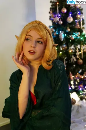 Olyashaa / deepfake / olyashaasaxon nude photo #1306