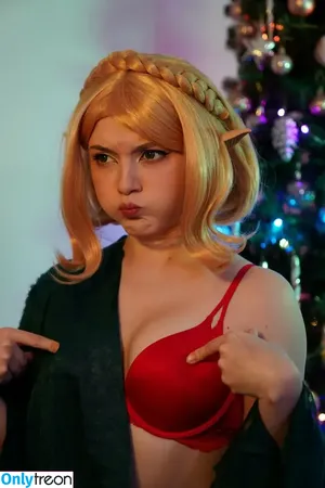 Olyashaa / deepfake / olyashaasaxon nude photo #1322