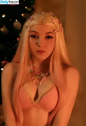 Olyashaa / deepfake / olyashaasaxon nude photo #1397