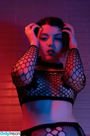 Olyashaa / deepfake / olyashaasaxon nude photo #1482