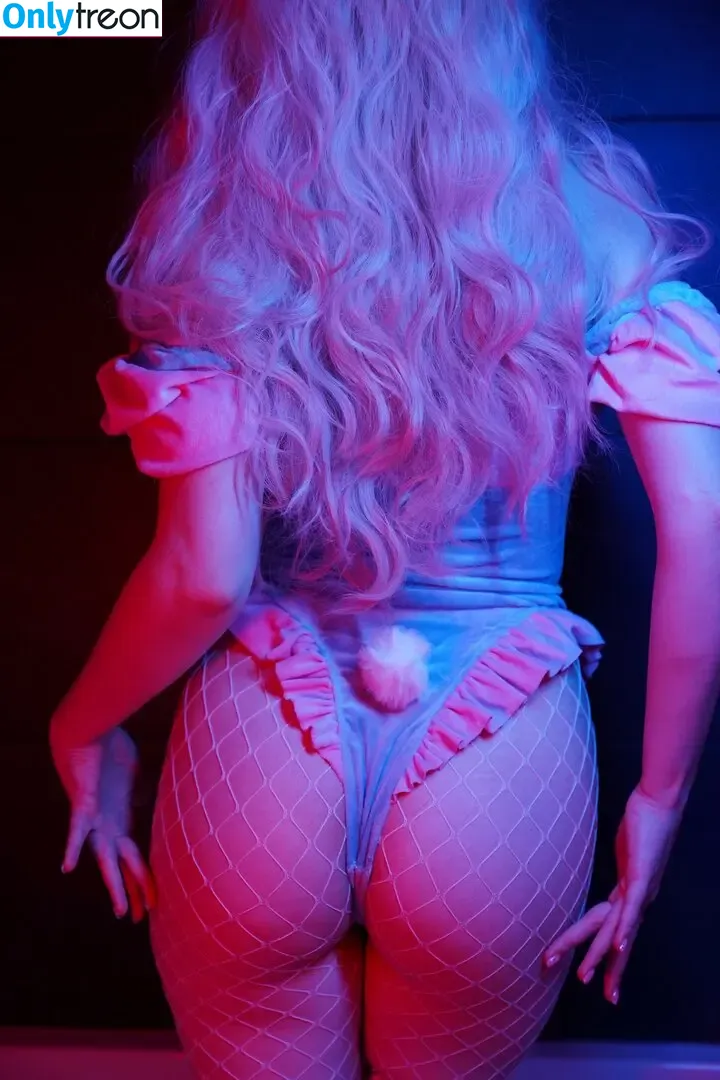 Olyashaa nude photo #1082 (deepfake / olyashaasaxon)