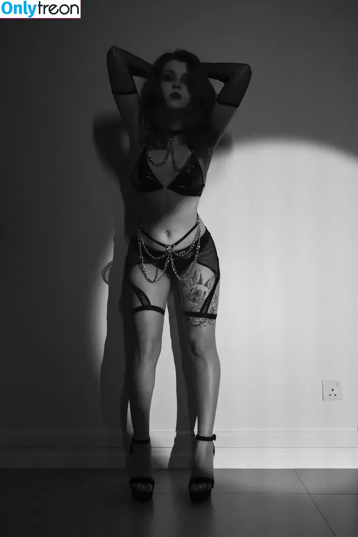 Olyashaa nude photo #1458 (deepfake / olyashaasaxon)