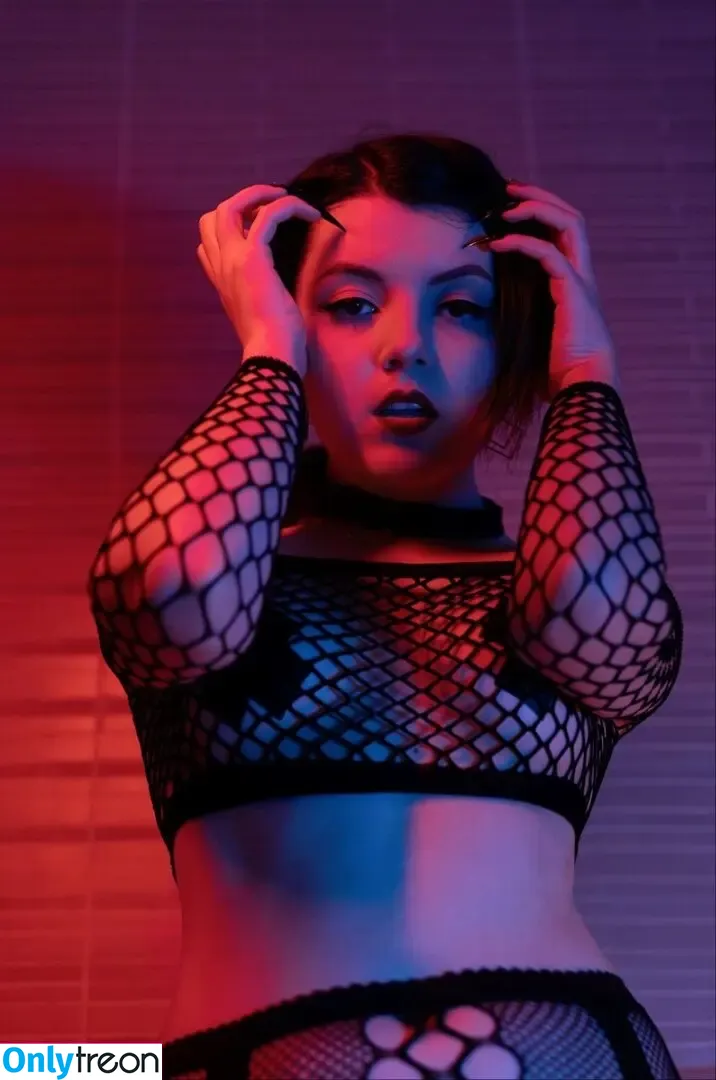 Olyashaa nude photo #1482 (deepfake / olyashaasaxon)