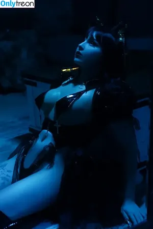 Olyashaa / deepfake / olyashaasaxon nude photo #2030