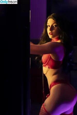 Olyashaa / deepfake / olyashaasaxon nude photo #2105