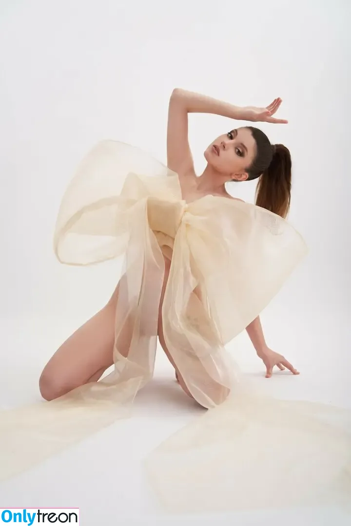 Olyashaa nude photo #2120 (deepfake / olyashaasaxon)