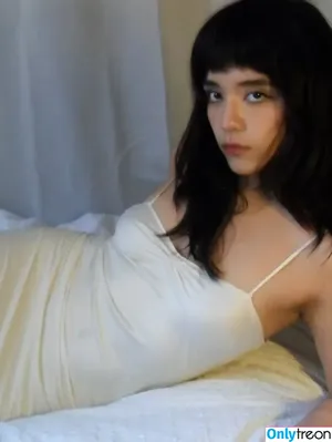 Om4ly nude photo #0311