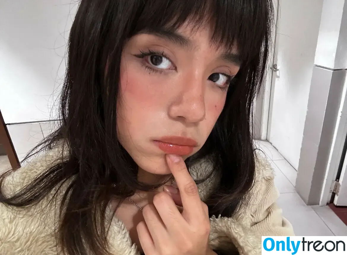 Om4ly nude photo #0180 (Om4ly)