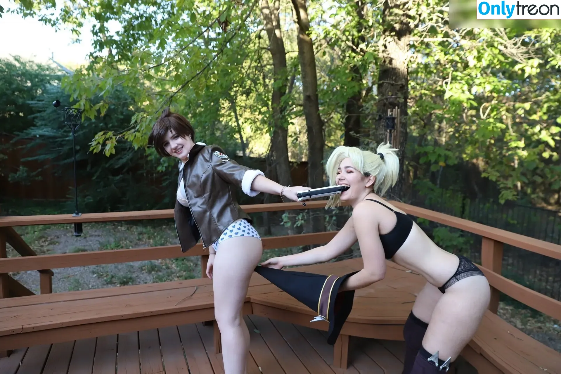 OMGCosplay nude photo #0131 (Mags.IRL / magsgonewild)