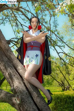 Oniksiya Sofinikum / AdamaeOniksiya / nuviponyali / oniksiya_sofinikum / sofinikum nude photo #0816
