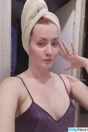 Oniksiya Sofinikum / AdamaeOniksiya / nuviponyali / oniksiya_sofinikum / sofinikum nude photo #1002