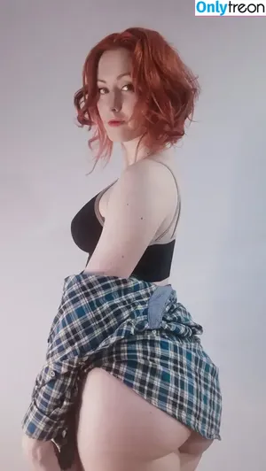 Oniksiya Sofinikum / AdamaeOniksiya / nuviponyali / oniksiya_sofinikum / sofinikum nude photo #1040