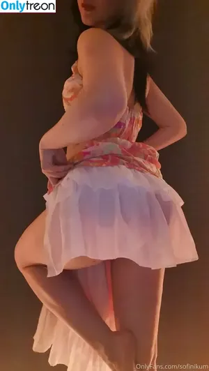 Oniksiya Sofinikum / AdamaeOniksiya / nuviponyali / oniksiya_sofinikum / sofinikum nude photo #1295