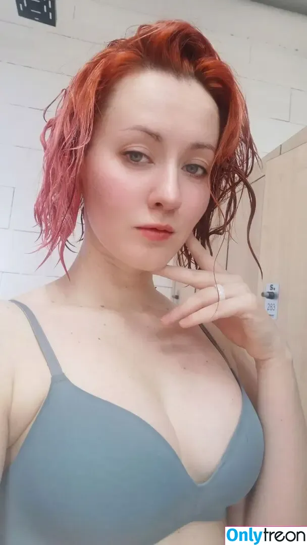 Oniksiya Sofinikum nude photo #1117 (AdamaeOniksiya / nuviponyali / oniksiya_sofinikum / sofinikum)