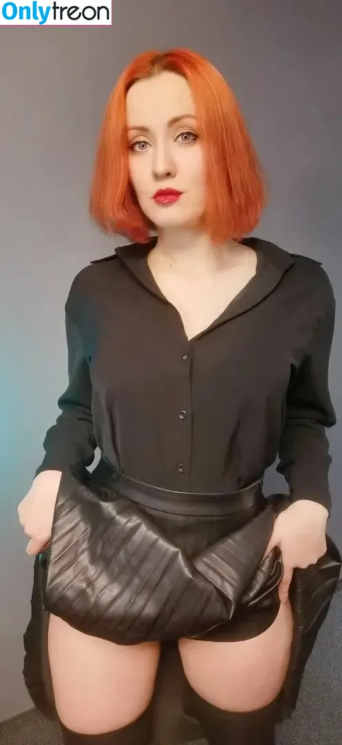 Oniksiya Sofinikum nude photo #1572 (AdamaeOniksiya / nuviponyali / oniksiya_sofinikum / sofinikum)