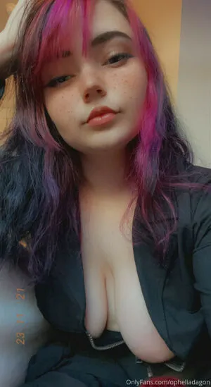 onlineevie / onlyevie_ / plushiesuccubus nude photo #0030