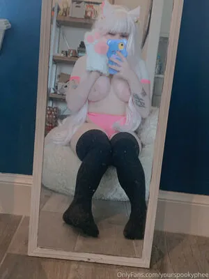 onlineevie / onlyevie_ / plushiesuccubus nude photo #0037