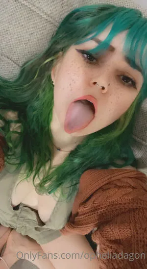onlineevie / onlyevie_ / plushiesuccubus nude photo #0050