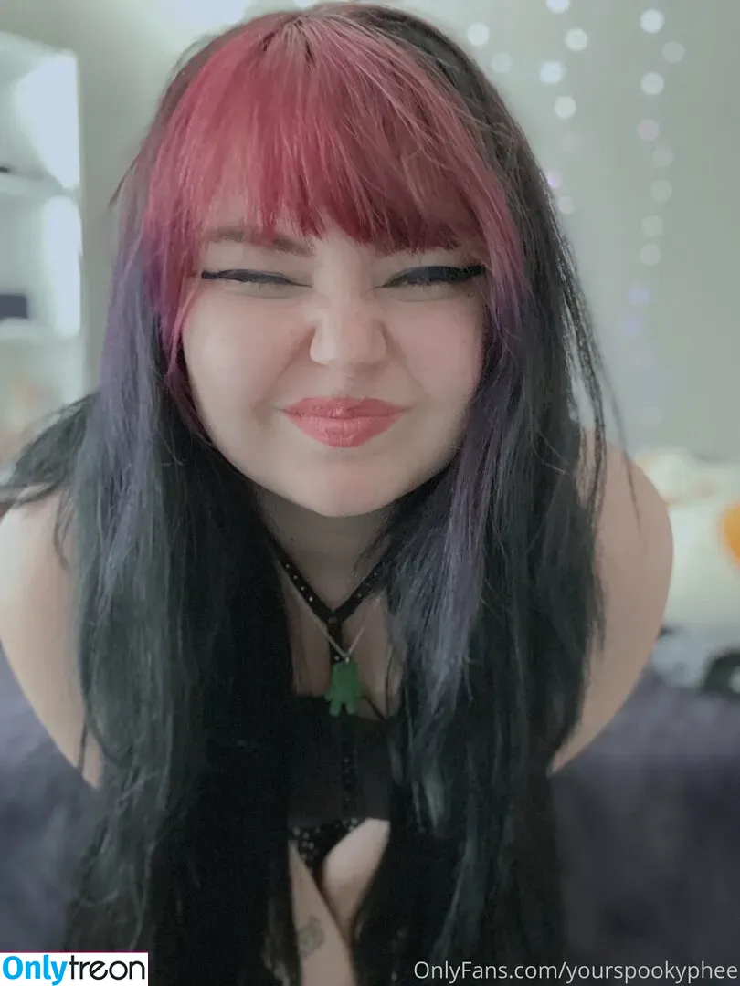 onlineevie nude photo #0168 (onlyevie_ / plushiesuccubus)