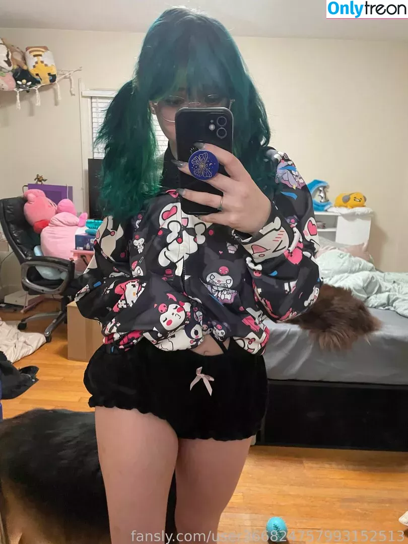 onlineevie nude photo #0263 (onlyevie_ / plushiesuccubus)