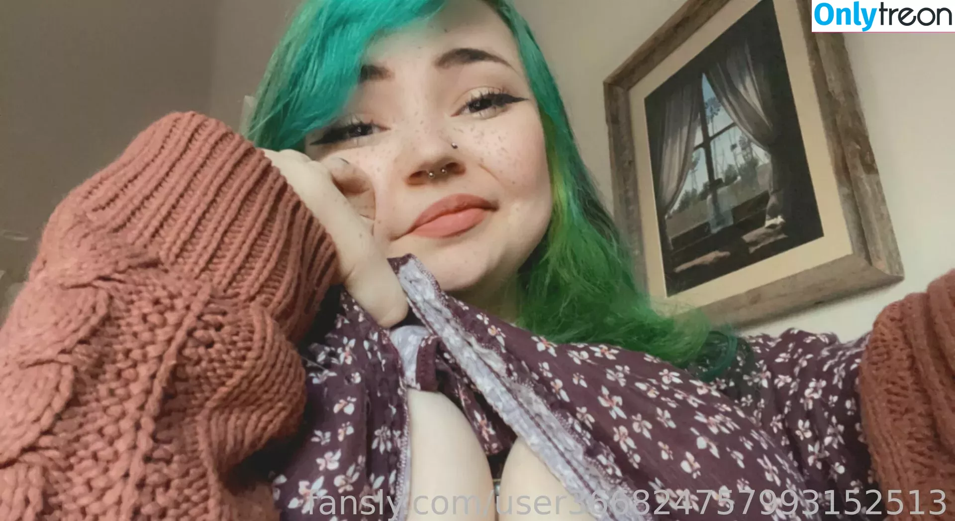 onlineevie nude photo #0270 (onlyevie_ / plushiesuccubus)