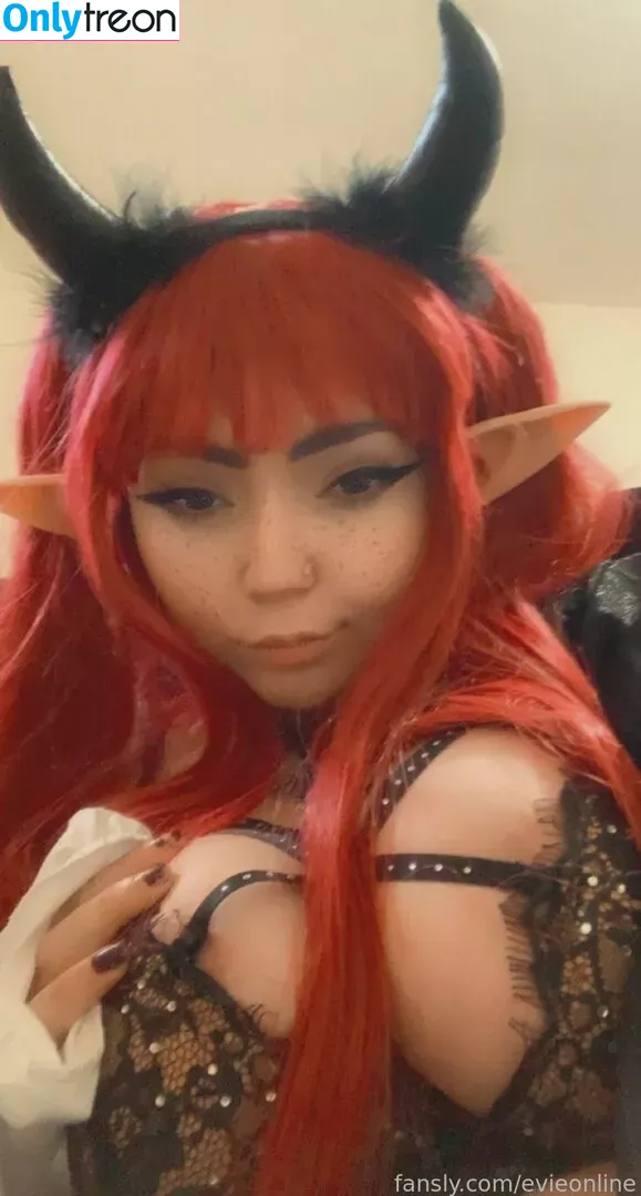 onlineevie nude photo #0326 (onlyevie_ / plushiesuccubus)