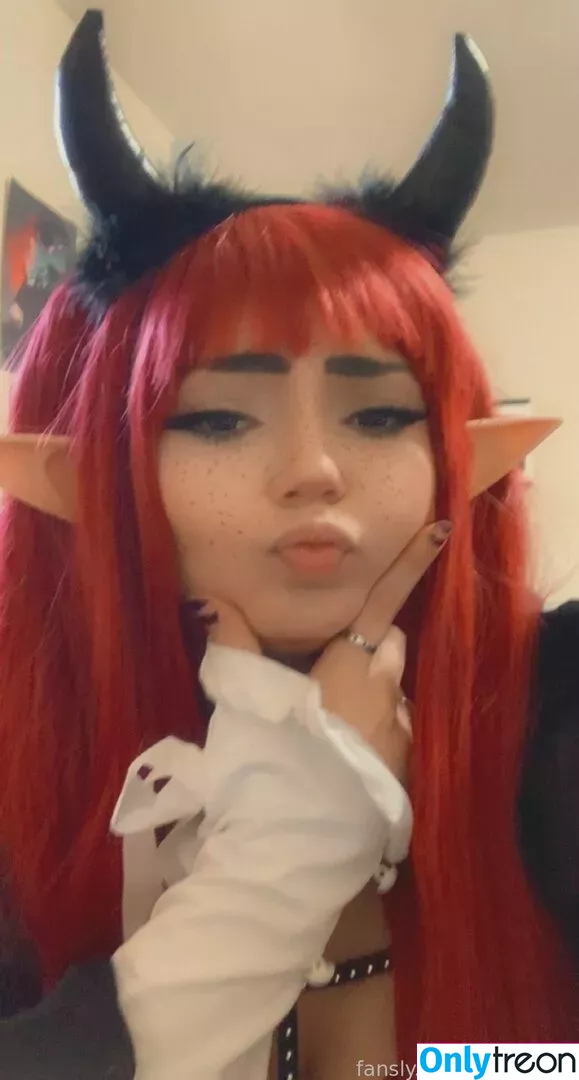 onlineevie nude photo #0327 (onlyevie_ / plushiesuccubus)