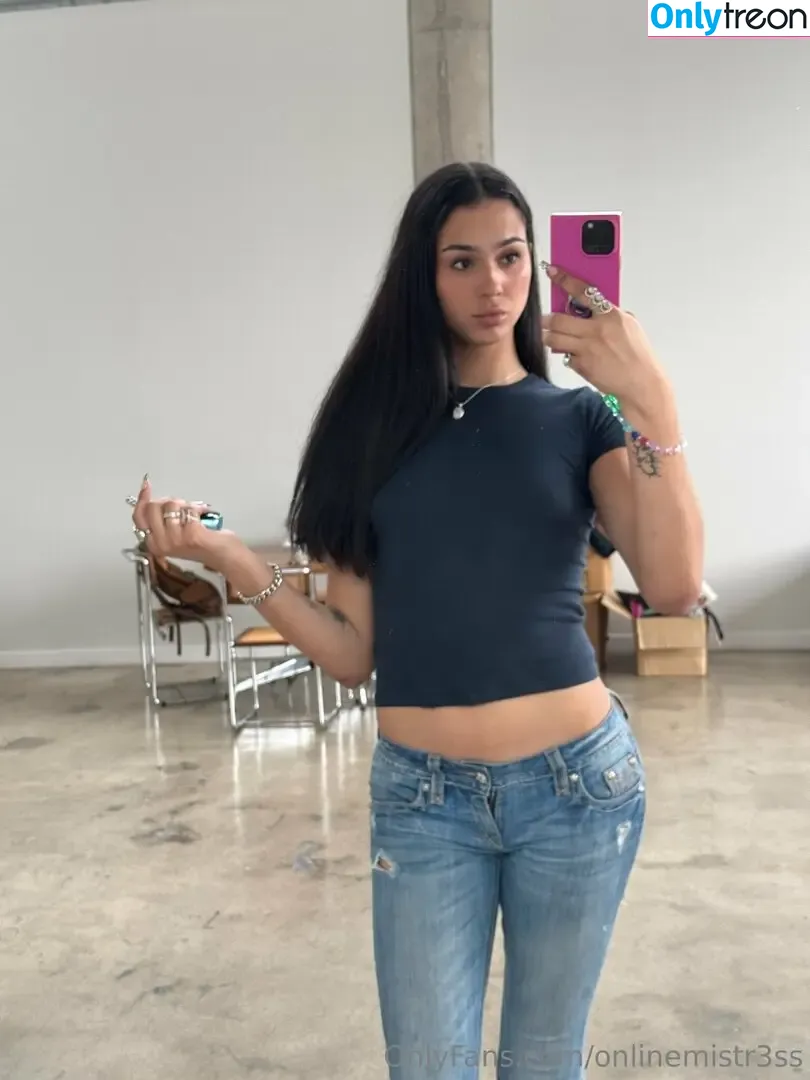 Onlinemistr3ss nude photo #0034 (_mist3r)