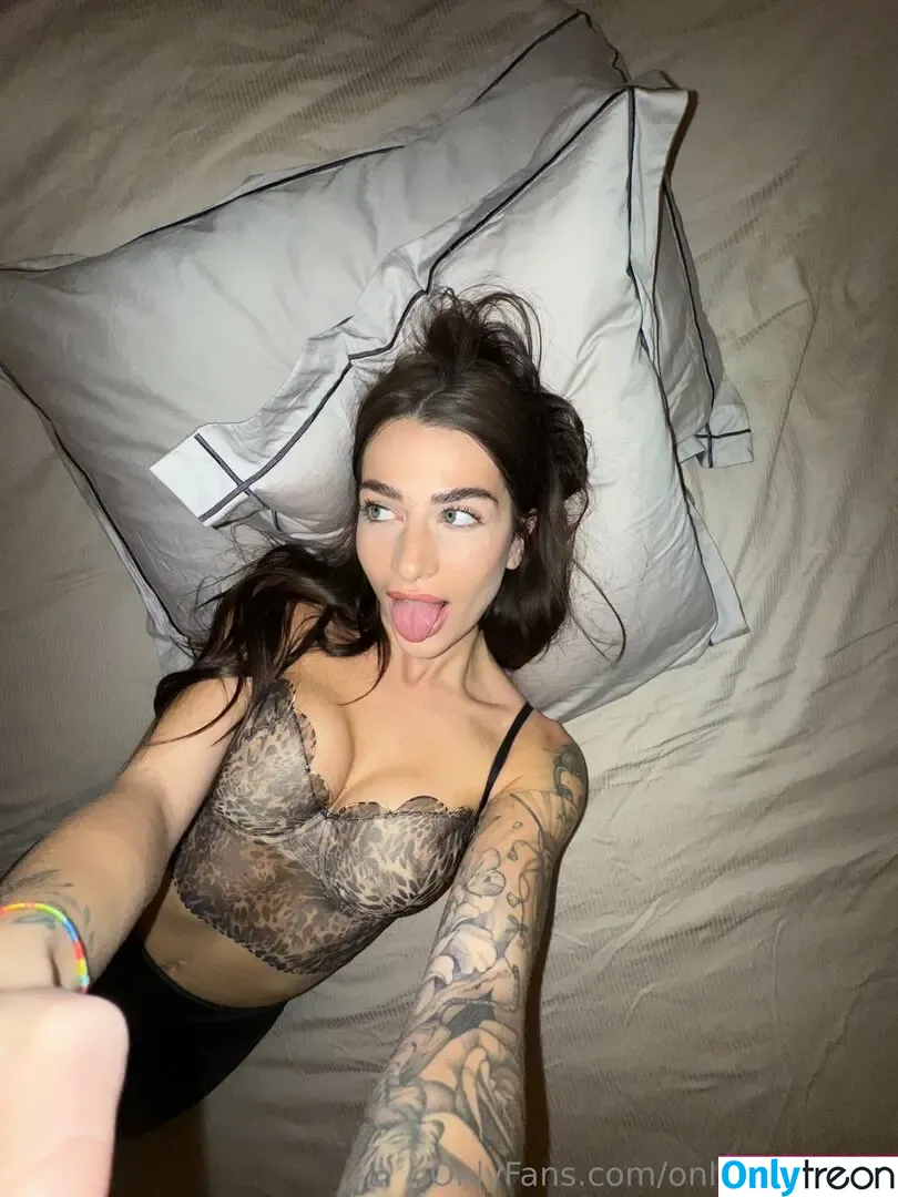 only.stella_vip nude photo #0003 (Only Stella Vip / ana1princ3ss)