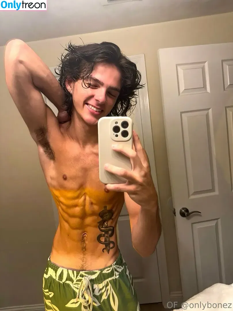 onlybonez nude photo #0070 (officialonlybones)