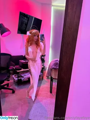  nude photo #0001
