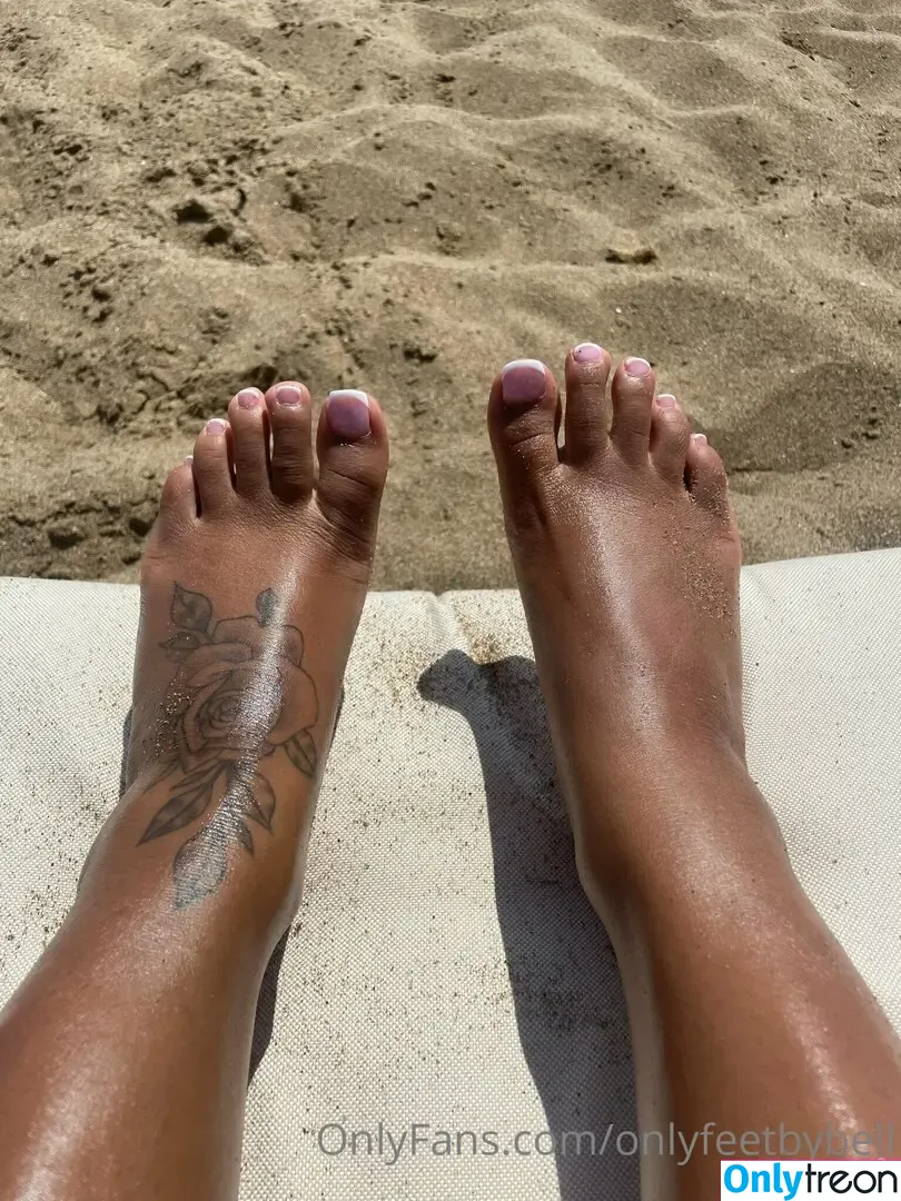 Onlyfeetbybell nude photo #0008 (Onlyfeetbybell)