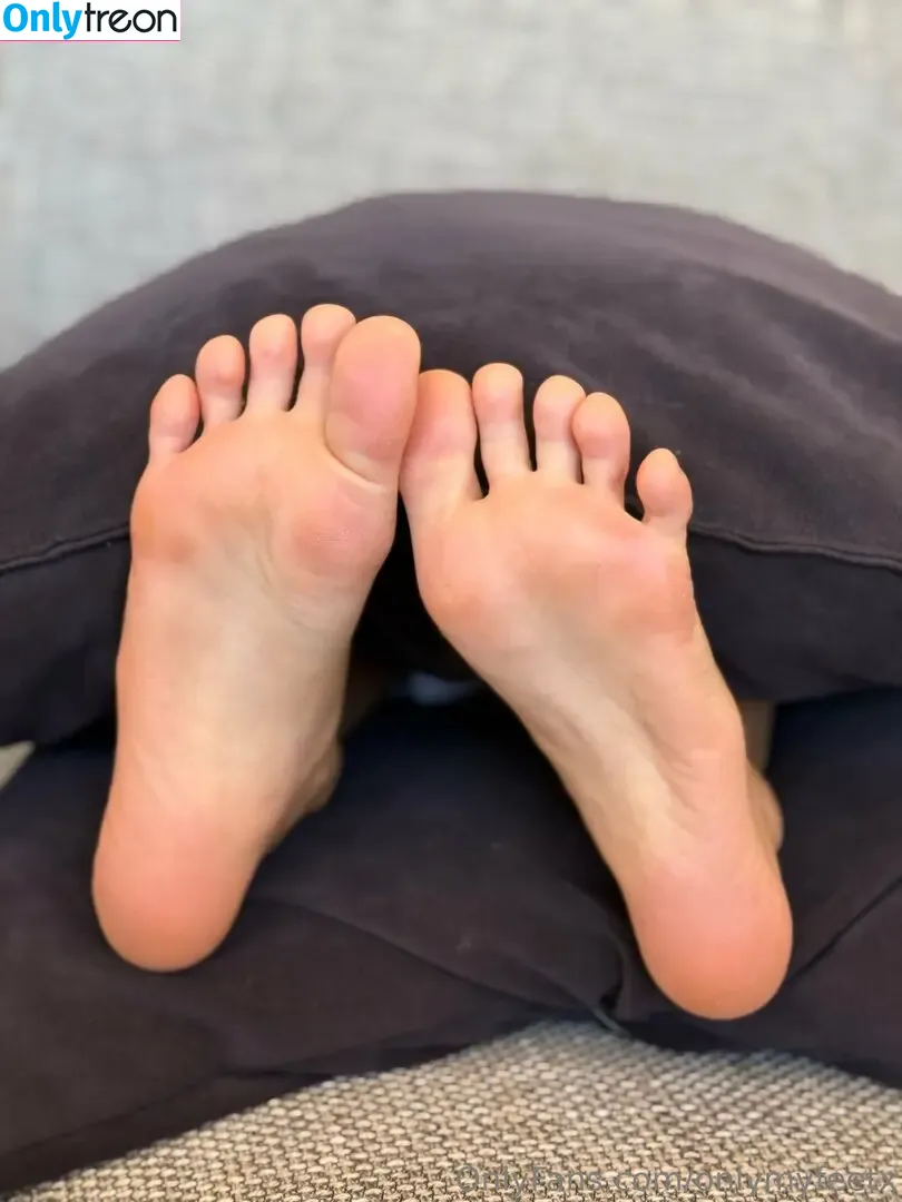 onlymyfeetx nude photo #0018 (onlymyfeetx)