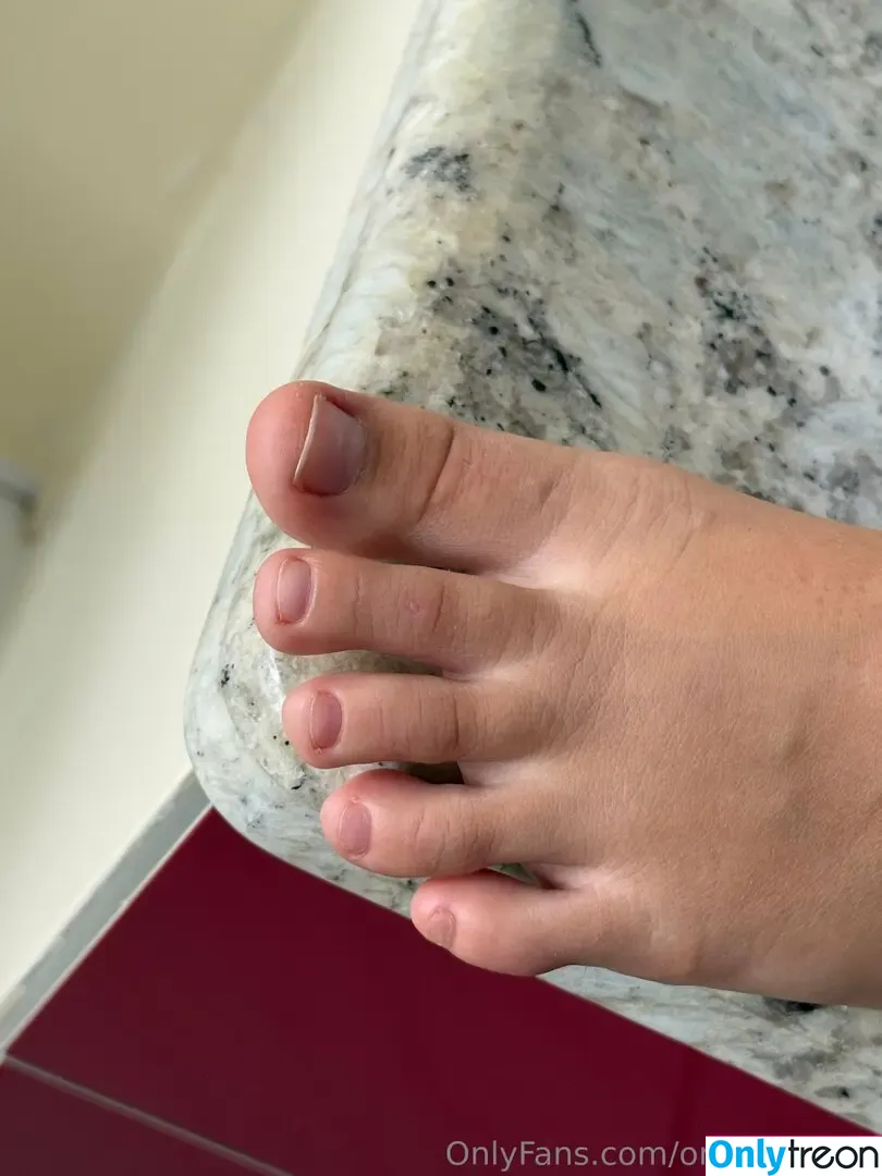 onlymyfeetx nude photo #0021 (onlymyfeetx)