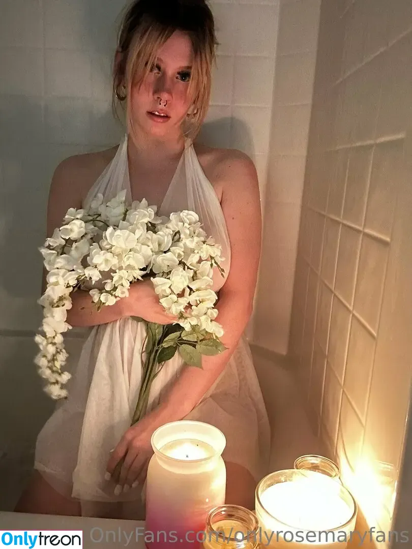 Onlyrosiexxx nude photo #0018 (Rosemary / Rosie / _u / onlyrosemaryfans)