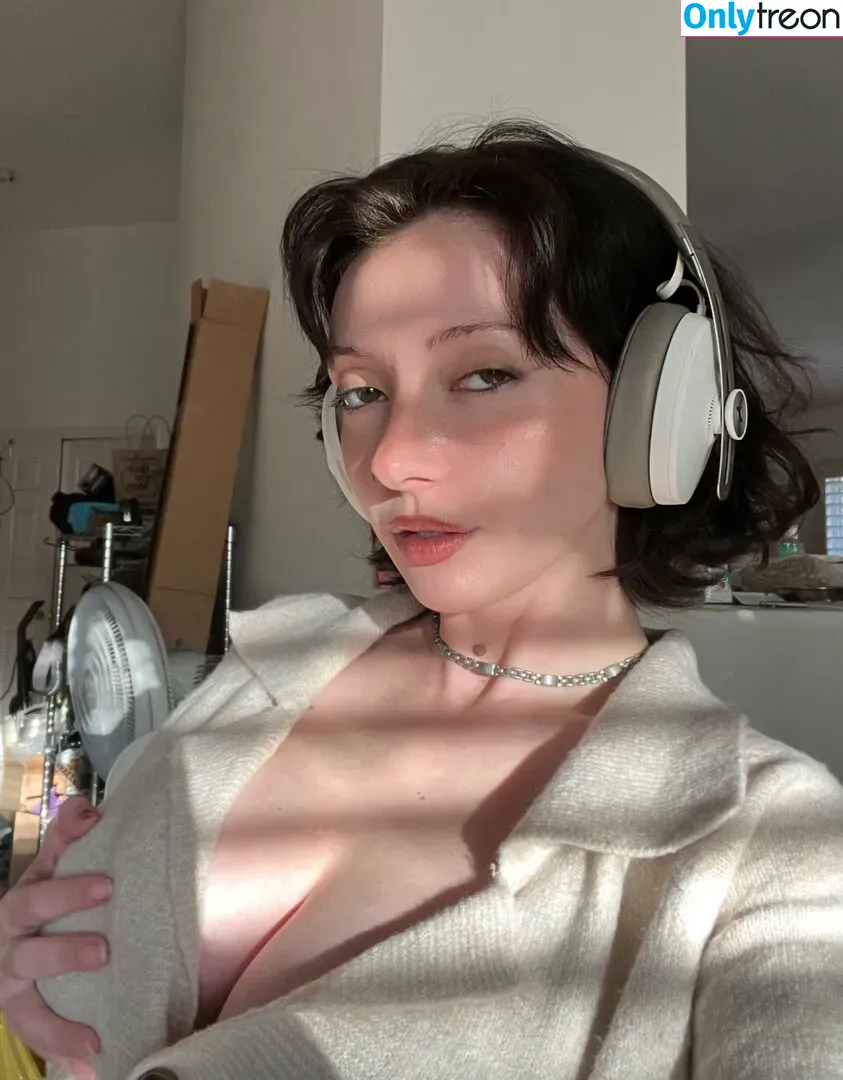 onlyzaboomafoo nude photo #0086 (katherine.rguezz / katie [] / lycragun)