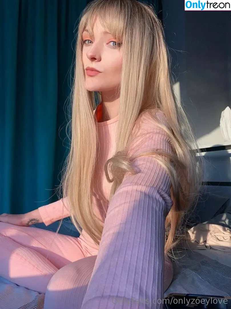 onlyzoeylove nude photo #0066 (therealzoeyloveee)