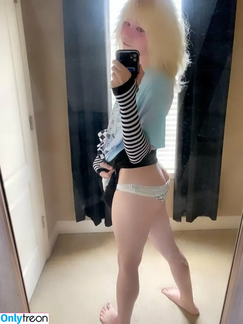 Onyushka nude photo #0023 (theonyushka)