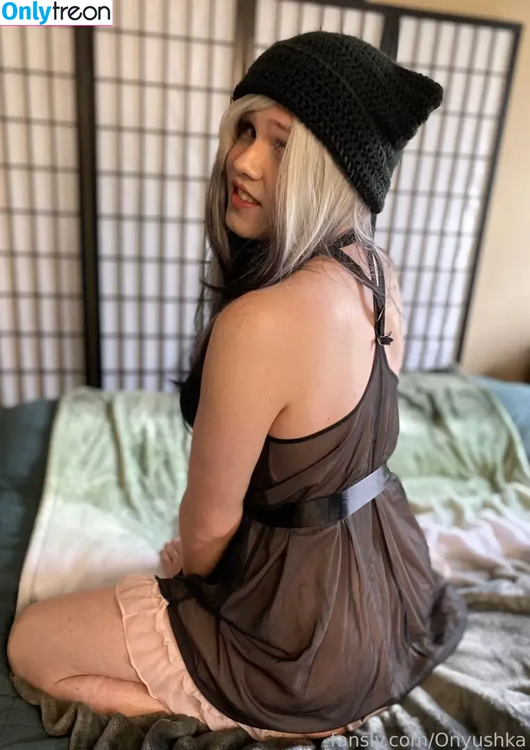 Onyushka nude photo #0079 (theonyushka)
