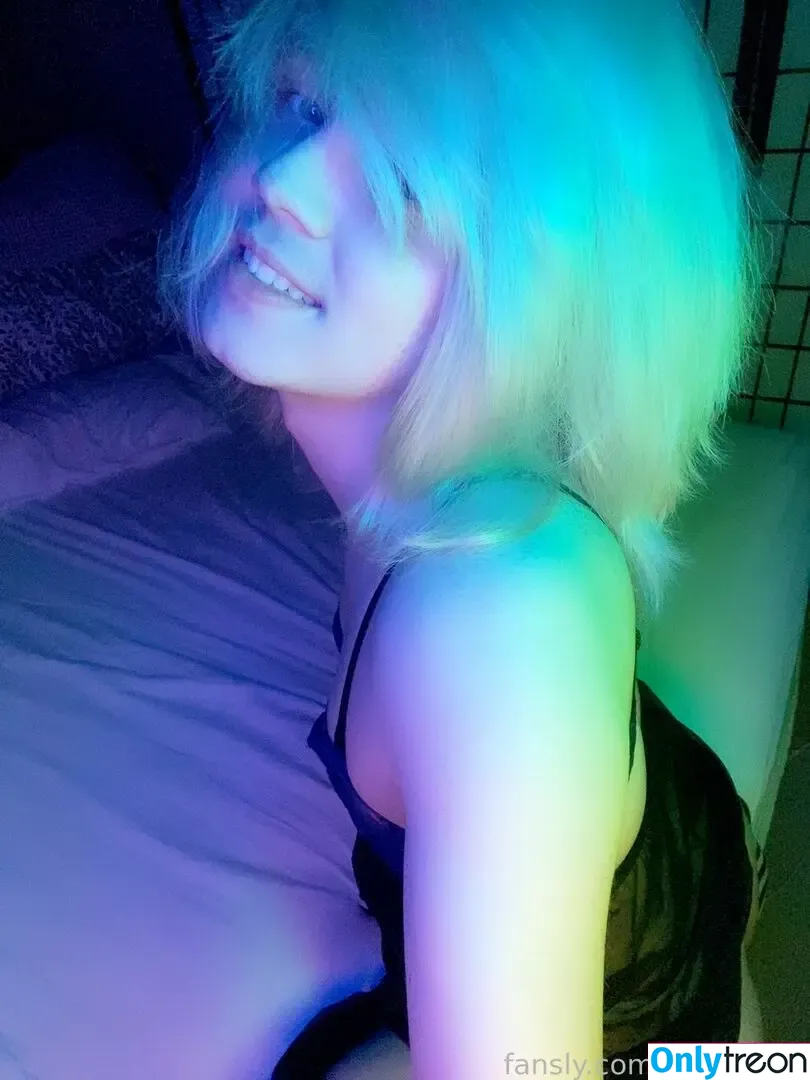 Onyushka nude photo #0102 (theonyushka)