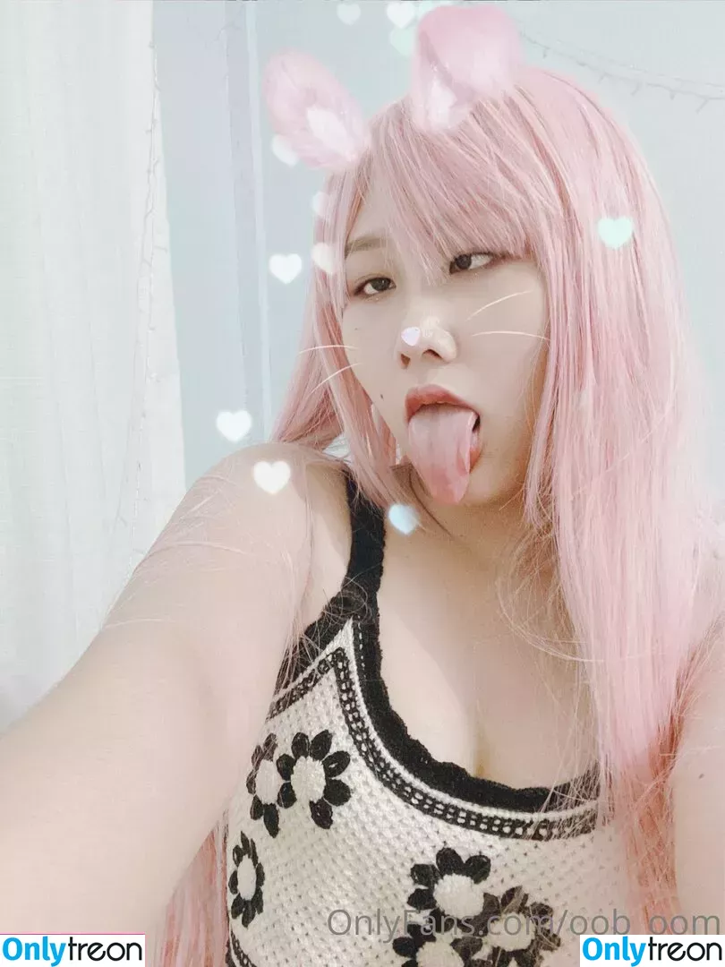 oob_oom nude photo #0029 (oob_oom7b)