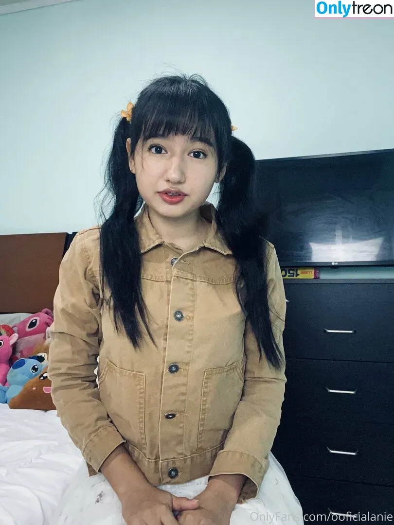 ooficialanie nude photo #0014 (_amberdenisee)