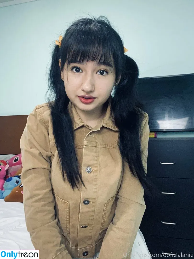 ooficialanie nude photo #0015 (_amberdenisee)