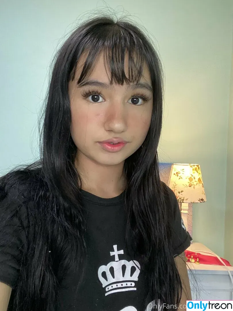 ooficialanie nude photo #0023 (_amberdenisee)