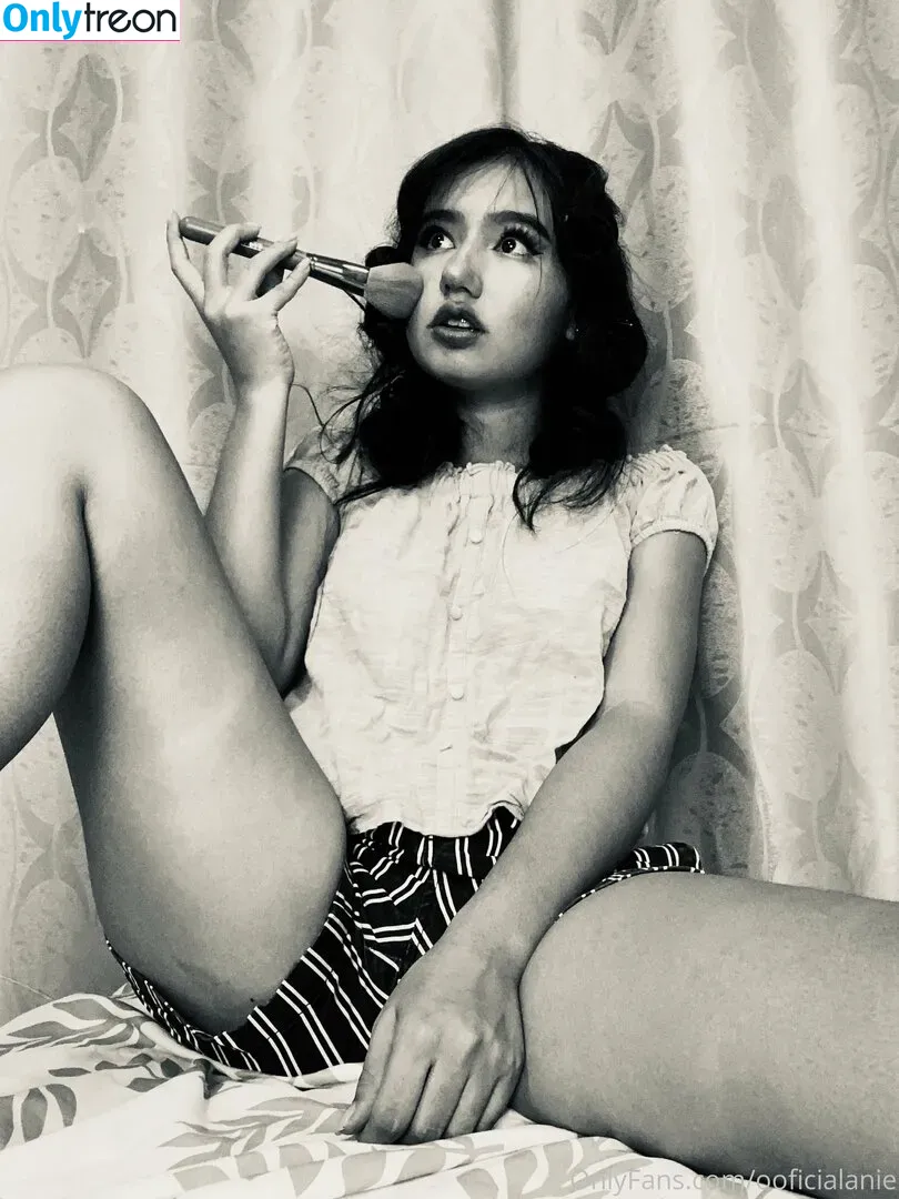 ooficialanie nude photo #0028 (_amberdenisee)