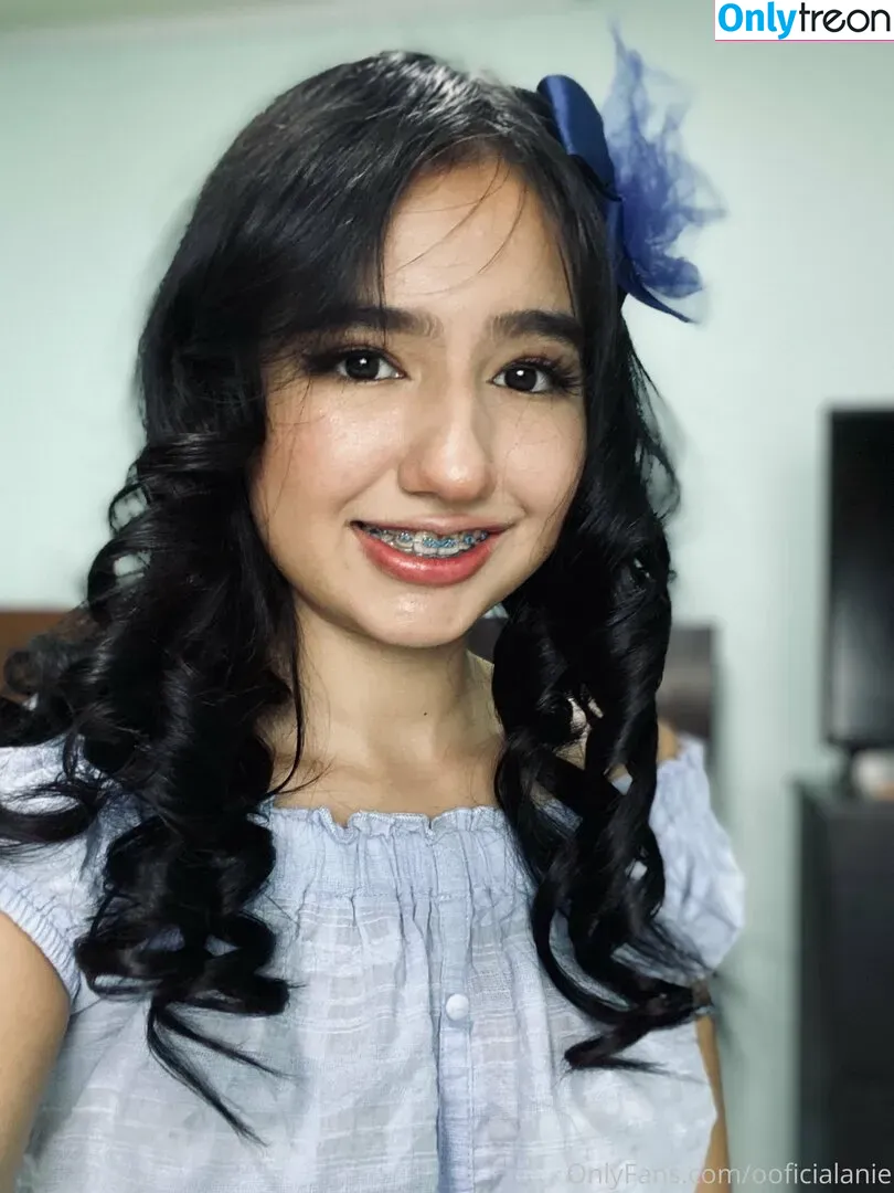 ooficialanie nude photo #0043 (_amberdenisee)