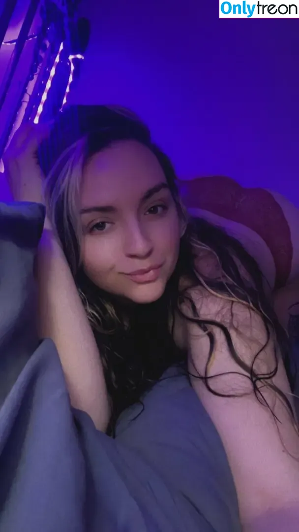 oohkarlalala nude photo #0022 (oohkarla)